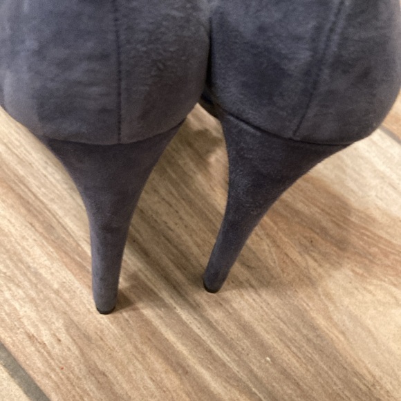 Used Gianni Bini platform Heels - Picture 4 of 7